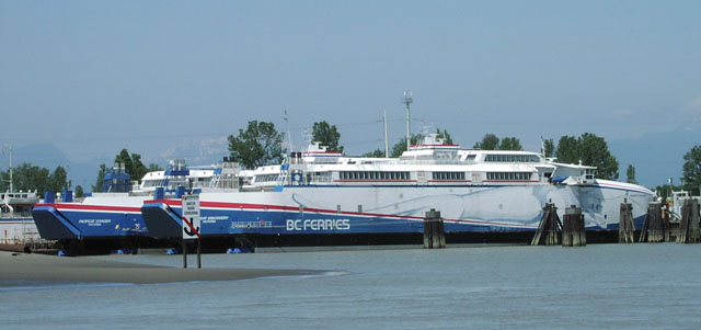 BC Fast Ferries Deas Dock 2006.jpg
