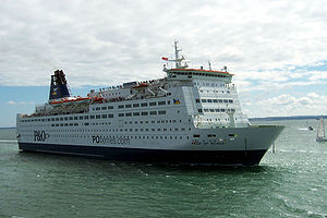 Pride of Bilbao leaving Portsmouth harbour in July 2003