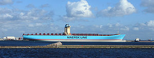 Emma Maersk 2.jpg